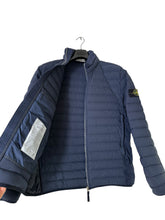 Lade das Bild in den Galerie-Viewer, Stone Island Steppjacke
