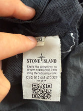 Lade das Bild in den Galerie-Viewer, Stone Island Badehose - 3XL
