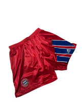 Lade das Bild in den Galerie-Viewer, Adidas Vintage Bayern München Shorts - M
