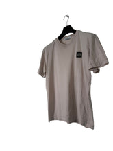 Lade das Bild in den Galerie-Viewer, Stone Island T-Shirt - M
