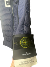 Lade das Bild in den Galerie-Viewer, Stone Island Weste - L
