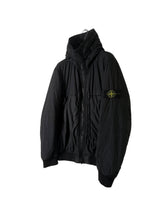 Lade das Bild in den Galerie-Viewer, Stone Island Crinkle Reps Jacke - XXL

