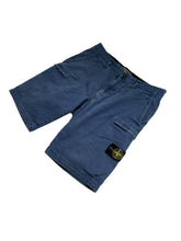 Lade das Bild in den Galerie-Viewer, Stone Island Cargo Shorts - W32
