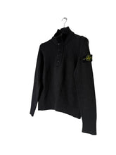 Lade das Bild in den Galerie-Viewer, Stone Island Halfzip - M
