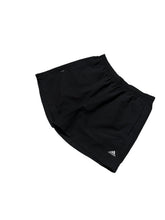 Lade das Bild in den Galerie-Viewer, Adidas Shorts - L
