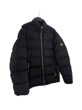 Lade das Bild in den Galerie-Viewer, Stone Island Daunenjacke - XXL
