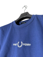Lade das Bild in den Galerie-Viewer, Fred Perry Pullover - L
