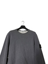 Lade das Bild in den Galerie-Viewer, Stone Island Pullover - L
