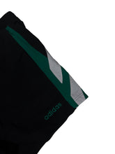 Lade das Bild in den Galerie-Viewer, Adidas Vintage Shorts - XXL
