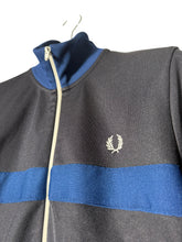 Lade das Bild in den Galerie-Viewer, Fred Perry Trainingsjacke - M

