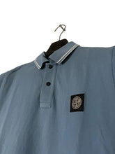 Lade das Bild in den Galerie-Viewer, Stone Island Polo - M
