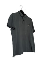 Lade das Bild in den Galerie-Viewer, Stone Island Polo - XL
