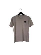Lade das Bild in den Galerie-Viewer, Stone Island T-Shirt - M
