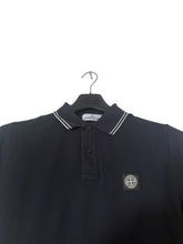 Lade das Bild in den Galerie-Viewer, Stone Island Polo - L
