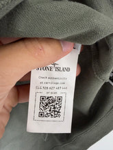 Lade das Bild in den Galerie-Viewer, Stone Island Polo - L
