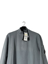 Lade das Bild in den Galerie-Viewer, CP Company Halfzip - L
