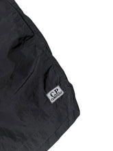 Lade das Bild in den Galerie-Viewer, CP Company Badehose - M
