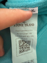 Lade das Bild in den Galerie-Viewer, Stone Island Hoodie
