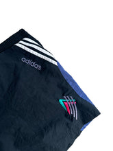 Lade das Bild in den Galerie-Viewer, Adidas Vintage Shorts

