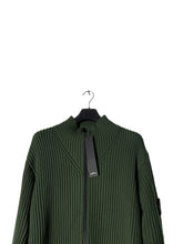 Lade das Bild in den Galerie-Viewer, Stone Island Strickjacke - XL
