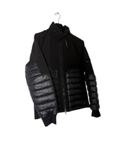Lade das Bild in den Galerie-Viewer, CP Company Steppjacke - M
