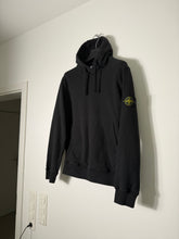 Lade das Bild in den Galerie-Viewer, Stone Island Hoodie - L
