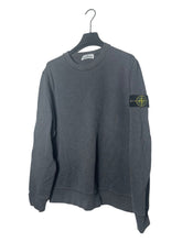 Lade das Bild in den Galerie-Viewer, Stone Island Pullover - L
