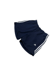 Lade das Bild in den Galerie-Viewer, Adidas Shorts - L
