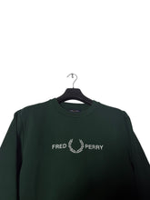 Lade das Bild in den Galerie-Viewer, Fred Perry Pullover - L
