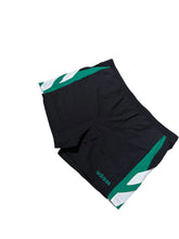 Lade das Bild in den Galerie-Viewer, Adidas Vintage Shorts - XXL
