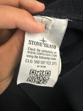 Lade das Bild in den Galerie-Viewer, Stone Island Pullover - L
