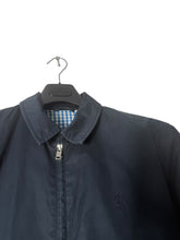 Lade das Bild in den Galerie-Viewer, Fred Perry Harrington Jacke - M
