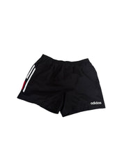 Lade das Bild in den Galerie-Viewer, Adidas Vintage Shorts - L
