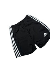 Lade das Bild in den Galerie-Viewer, Adidas Shorts
