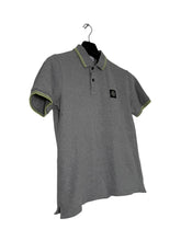 Lade das Bild in den Galerie-Viewer, Stone Island Polo - M
