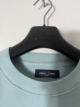 Lade das Bild in den Galerie-Viewer, Fred Perry Pullover - L
