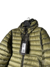 Lade das Bild in den Galerie-Viewer, CP Company Steppjacke - M
