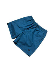 Lade das Bild in den Galerie-Viewer, Fred Perry Badehose - L
