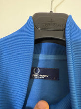 Lade das Bild in den Galerie-Viewer, Fred Perry Trainingsjacke
