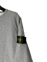 Lade das Bild in den Galerie-Viewer, Stone Island Pullover - L
