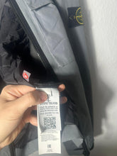 Lade das Bild in den Galerie-Viewer, Stone Island Primaloft Softshell Jacke - XL
