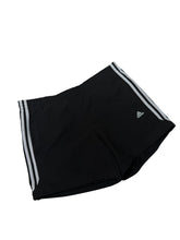 Lade das Bild in den Galerie-Viewer, Adidas Shorts - XL
