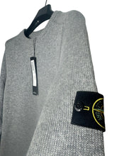 Lade das Bild in den Galerie-Viewer, Stone Island Pullover - XL

