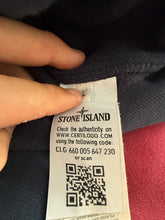 Lade das Bild in den Galerie-Viewer, Stone Island Pullover - L
