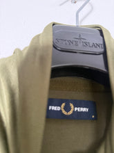 Lade das Bild in den Galerie-Viewer, Fred Perry Trainingsjacke - M
