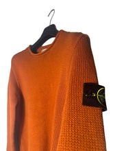 Lade das Bild in den Galerie-Viewer, Stone Island Strickpullover - S
