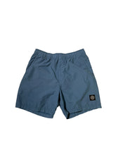 Lade das Bild in den Galerie-Viewer, Stone Island Badehose - M
