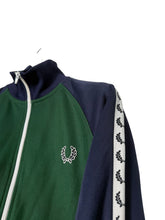 Lade das Bild in den Galerie-Viewer, Fred Perry Trainingsjacke - M
