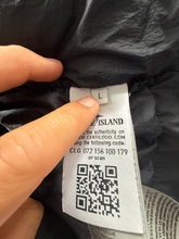 Lade das Bild in den Galerie-Viewer, Stone Island Daunenweste - L
