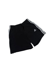 Lade das Bild in den Galerie-Viewer, Adidas Shorts - L
